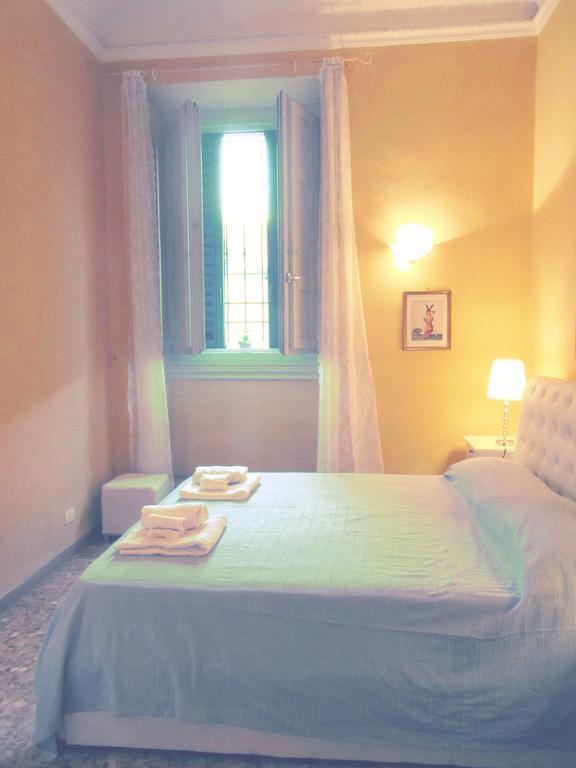 Giardino Della Melagrana Bed and Breakfast Φλωρεντία Δωμάτιο φωτογραφία